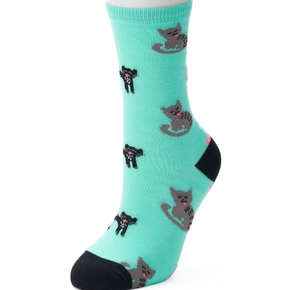 Accessories - BNWT NOVELTY CAT CREW SOCKS!!